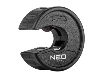 Řezač trubek 18mm NEO TOOLS 02-052