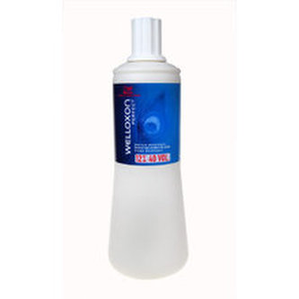 Wella Professionals Aktivační emulze 12% 40 vol. Welloxon Perfect (Cream Developer) Objem 60 ml woman