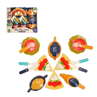 Čajová souprava s příborem a koláčem