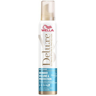 Wella Pěnové tužidlo Deluxe Wonder Volume & Protection (Mousse) 200 ml woman