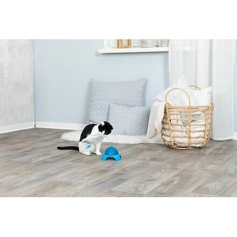 Catch Me motorová raketa s vábničkou na provázku (RP 0,90 Kč)