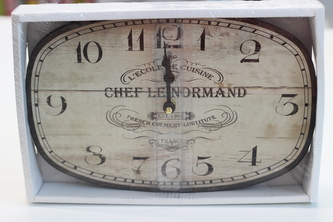 Hodiny nástěnné dřevo CHEF hnědé 30x20 cm