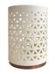 YANKEE CANDLE svícen Belmont Lattice Ceramic with Metal Base na střední nebo velkou svíčku 17x13cm