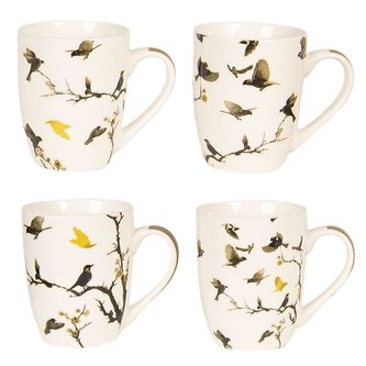 Sada čtyř porcelánových hrníčků