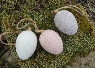 Vajíčka plastová v krabičce 6 ks