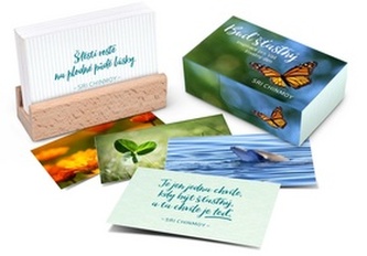 Buď šťastný - Inspirace pro Váš šťastný den - s dřevěným stojánkem