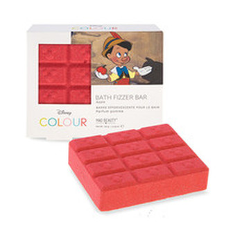 Mad Beauty Šumivá bomba do koupele ve tvaru tabulky čokolády Colour Bath Fizzer Bar Pinocchio 130 g woman