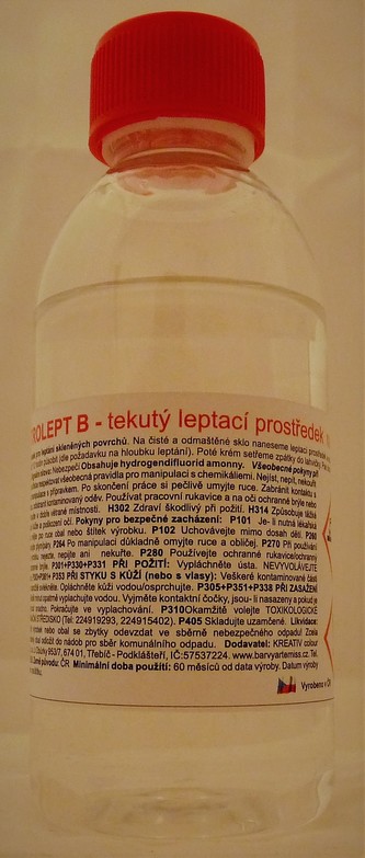 ARTEMISS Vitrolept leptací tekutina na sklo 40g