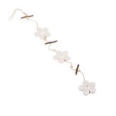 Dřevěná závěsná dekorace - kytička, 0/100