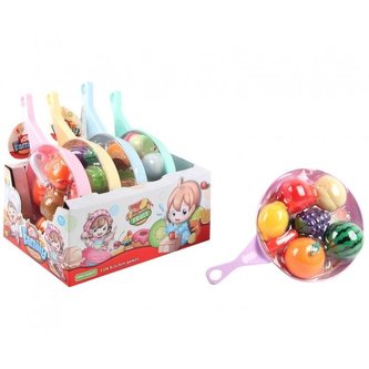 Patelnia z produktami spożywczymi MIX