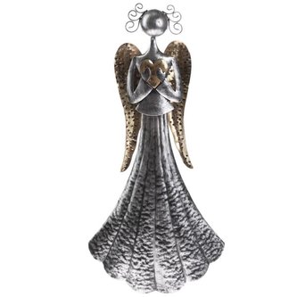 Kovový anděl se srdcem, 0/6