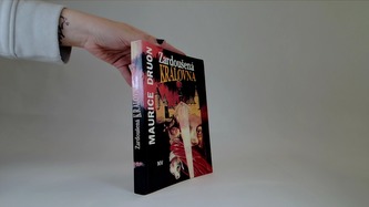 Zardoušená královna