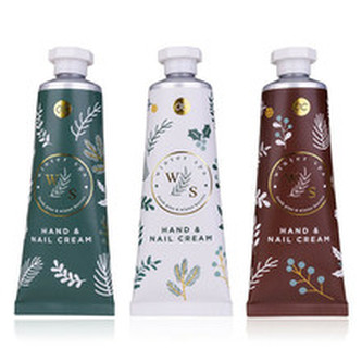 Accentra Krém na ruce a nehty Winter Spa (Hand & Nail Cream) 60 ml woman