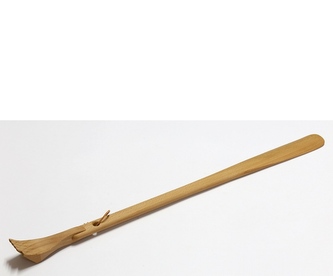 Dřevěný obouvák s drbátkem 59cm