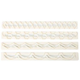 Sada vykrajovátek na okraje dortů