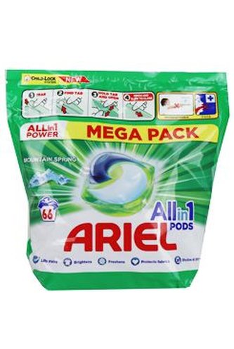 Prací prostředek Ariel Mountain Spring kapsle 66ks