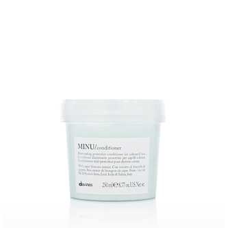 Davines MINU Illuminating Protective Conditioner 250 ml