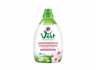 AMMORBIDENTE CONCENTRATO FIORI DI MANDORLO E ALOE - Avivážní koncentrovaný prostředek 900 ml