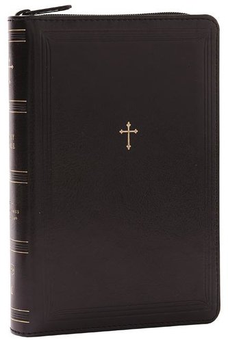 NKJV Compact Paragraph-Style Bible w/ 43,000 Cross References, Black Leathersoft with zipper, Red Letter, Comfort Print: Holy Bi
