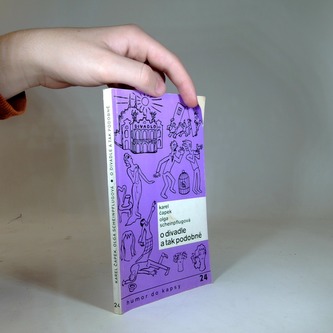 o divadle a tak podobně