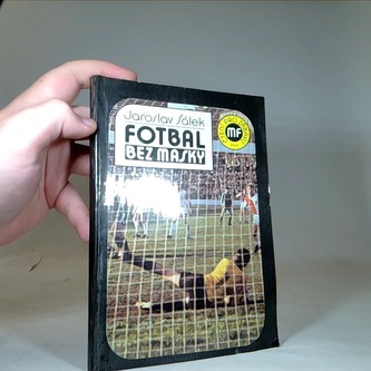 Fotbal bez masky