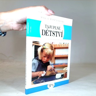 Tajuplné dětství