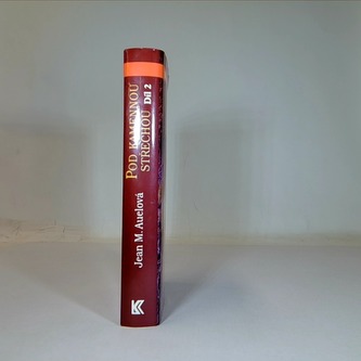 Pod kamennou střechou