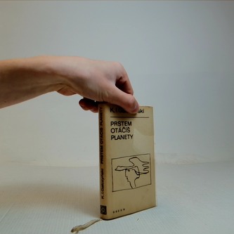 Prstem otáčíš planety
