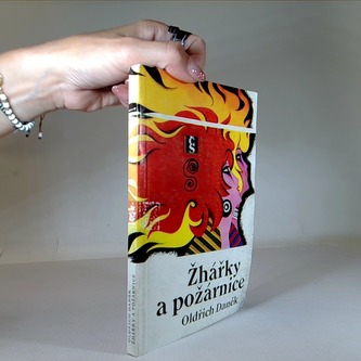 Žhářky a požárnice