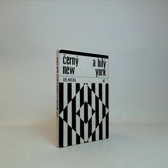 Černý a bíly new york