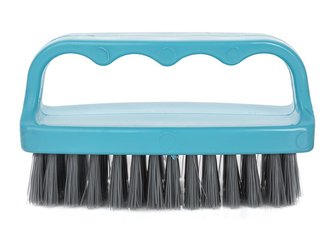 PRAKTYCZNA KARTÁČEK NA RUCE