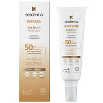 Sesderma Ochranný krém na obličej SPF 50 Repaskin Silk Touch 50 ml woman