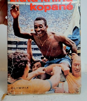 Zlatá kniha kopané