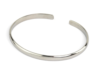 Kovový náramek , stříbrná barva, zakulacený užší