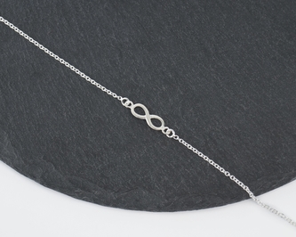 Stříbrný náramek Nekonečno