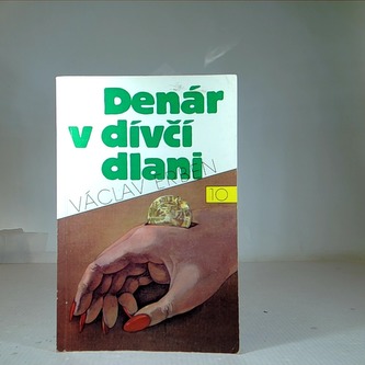 Denár v dívčí dlani