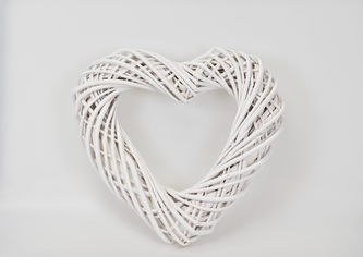 Proutěné srdce bílé 31x30x6 cm