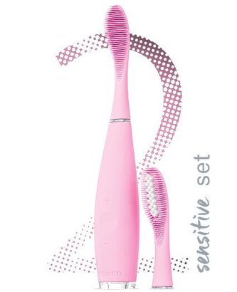 Foreo Issa Klasický zubní kartáček 2 Sensitive Set Silicone Sonic 1 ks Pearl Pink unisex