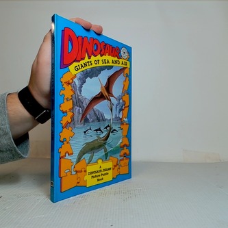 Dinosaur giants of sea and air