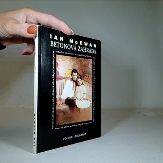 Betonová zahrada