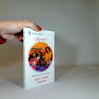 Mezi dvěma láskami