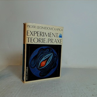 Experiment, teorie, prae