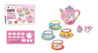 Czajnik z naczyniami do malowania