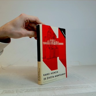 Ze života Avantgardy