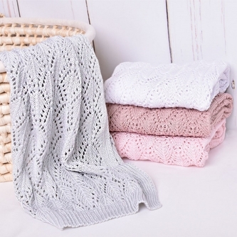 Luxusní bavlněná háčkovaná deka, dečka. ažurková LOVE, 75x95cm - šedá