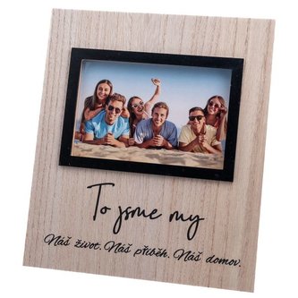 Dřevěný nástěnný fotorámeček "To jsme my", 4/24