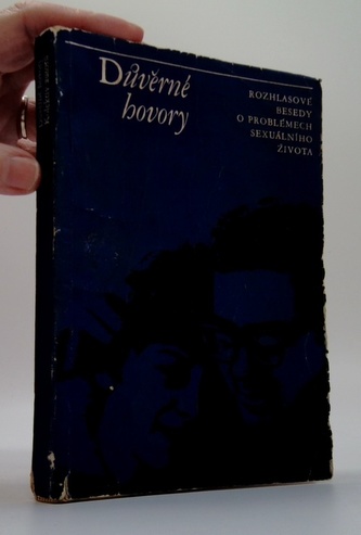 Důvěrné rozhovory; Rozhlasové besedy o problémech sexuálního živ