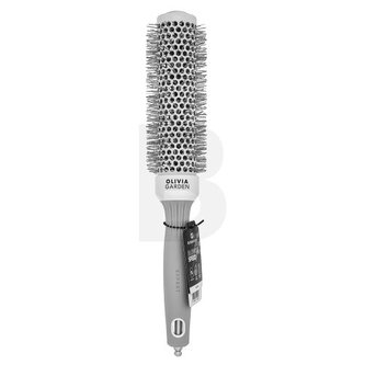 Vlasová kosmetika  v naší nabídce nese jména těch nejslavnějších kadeřnických značek. Doplňky značky Olivia Garden z kolekce  byly vytvořeny speciálně pro ženy mající všechny typy vlasů.