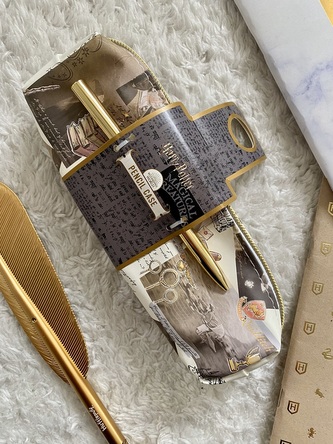 Penál/pouzdro se zlatou propiskou, Harry Potter