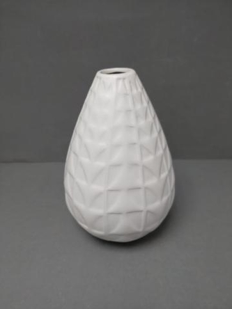 Váza bílá 20cm